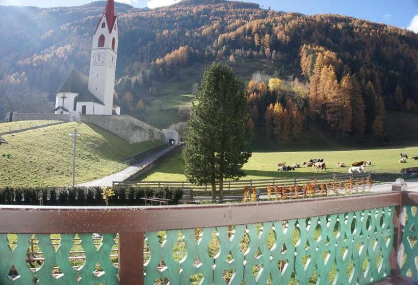 Отель Lindemair