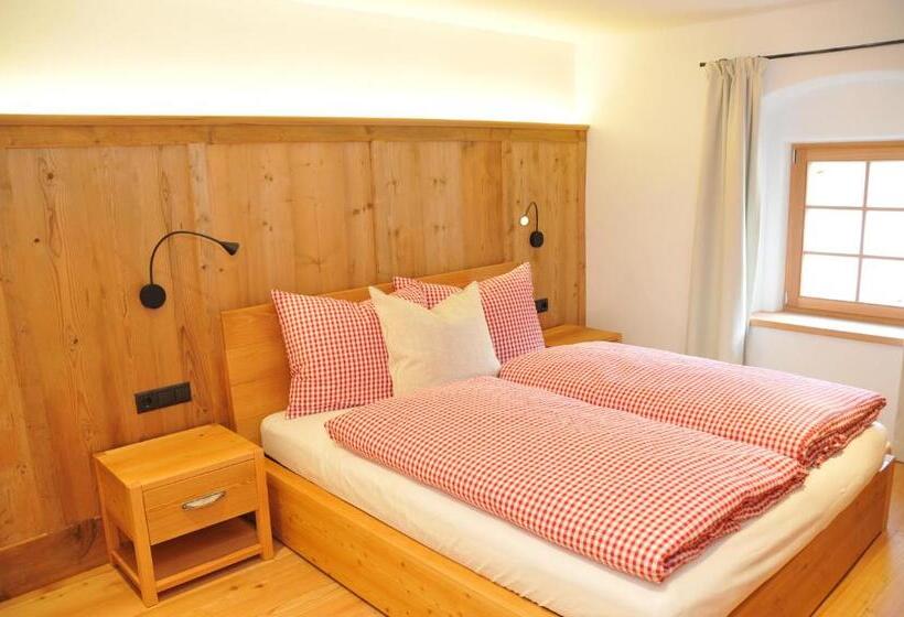 Отель Lindemair