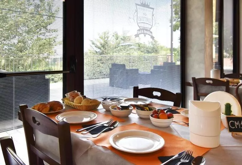 Hotelli Agriturismo B&b Corte Tonolli