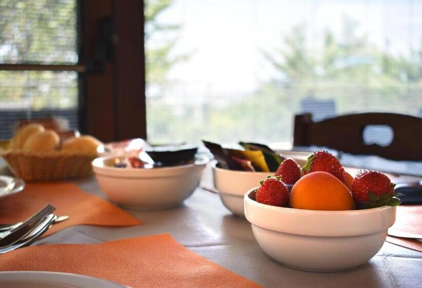 בית מלון כפרי Agriturismo B&b Corte Tonolli