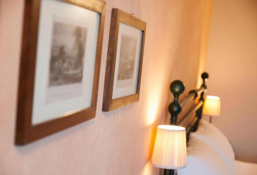 ホテル Agriturismo Borgo Tra Gli Olivi