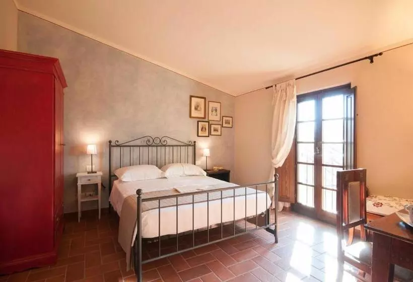ホテル Agriturismo Borgo Tra Gli Olivi