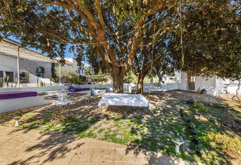 هتل Agriturismo Masseria Carrone