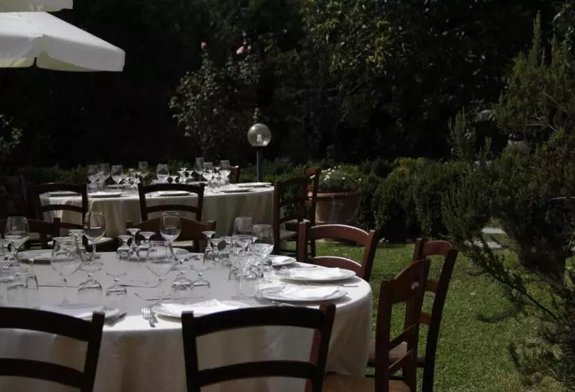 ホテル Antico Casale Pozzuolo