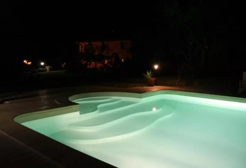 ホテル Antico Casale Pozzuolo