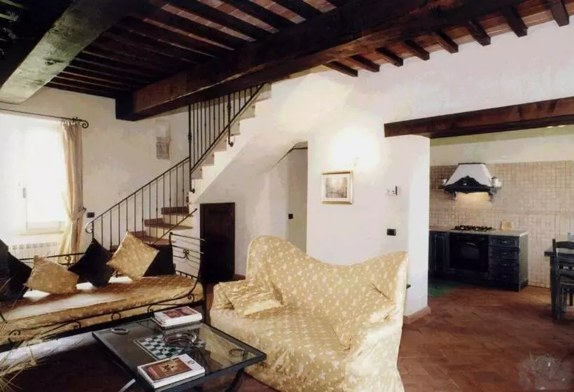 ホテル La Fonte Carducciana