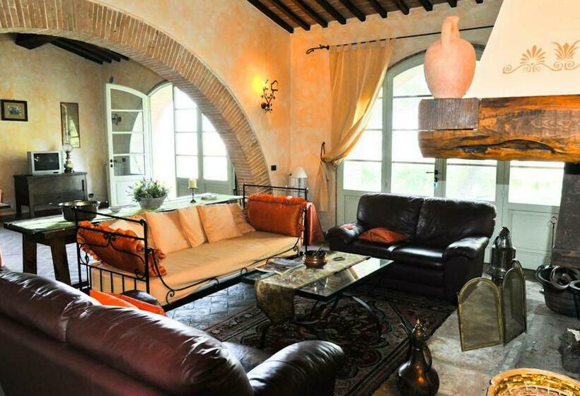 فندق La Fonte Carducciana