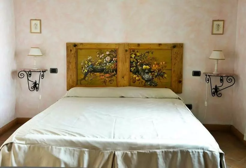 ホテル La Fonte Carducciana