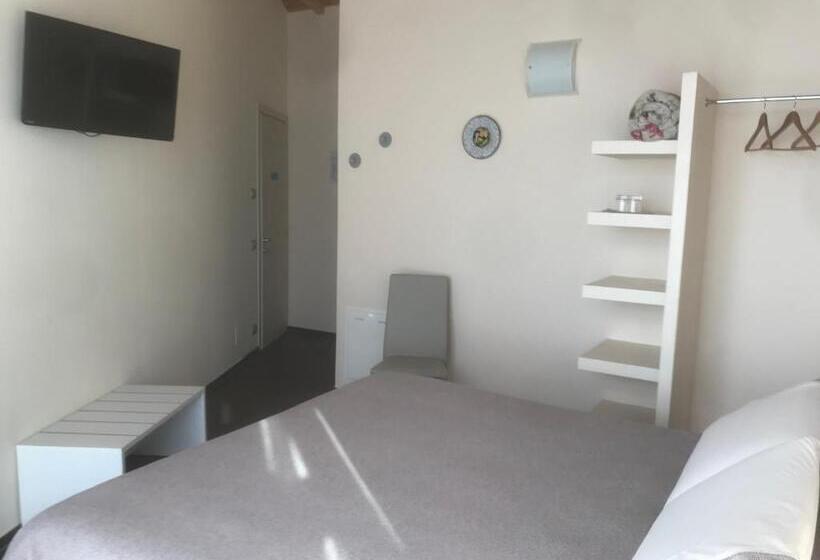 پانسیون Affittacamere Casamatta