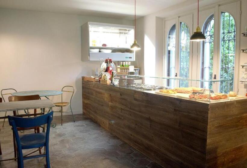 Pension (Hôtel basse catégorie) Brusco Rooms