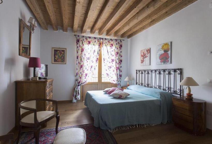 بنسيون La Casa Di Campagna