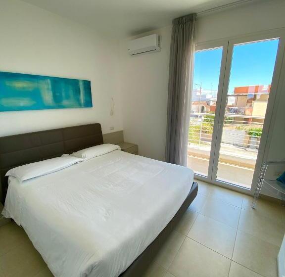 Vespucci Apartments Torre Lapillo