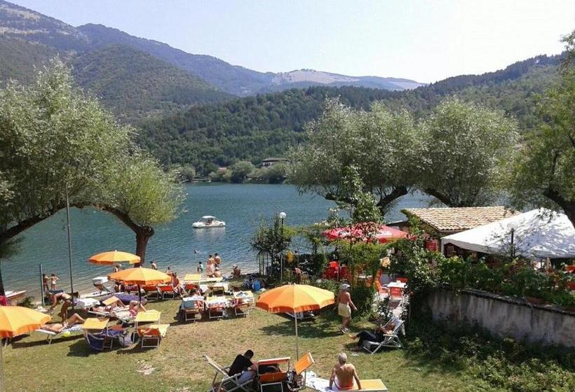 ホテル Agriturismo Miralago