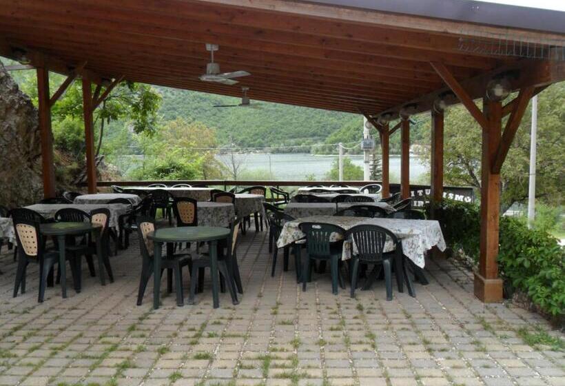 ホテル Agriturismo Miralago