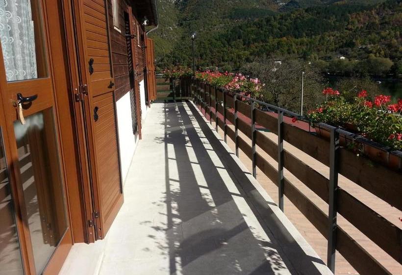 ホテル Agriturismo Miralago