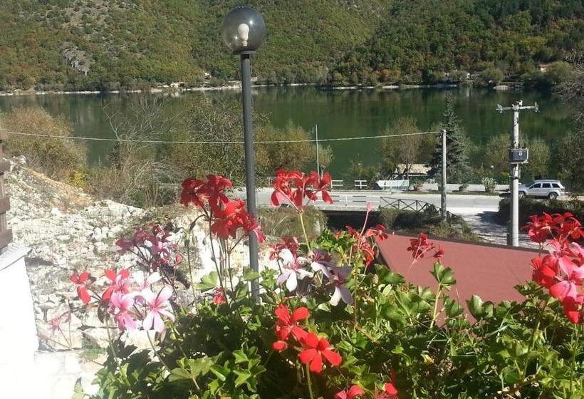 ホテル Agriturismo Miralago