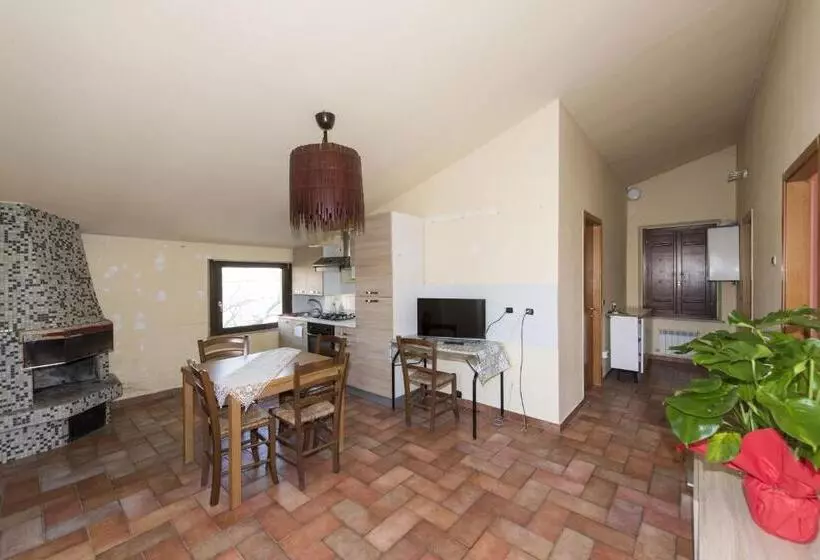 ホテル Farmstay Agriturismo La Fonte