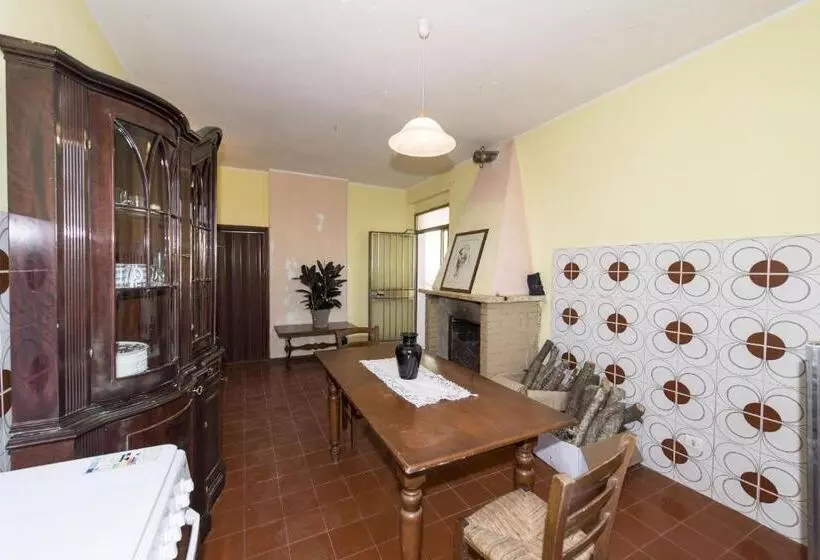 ホテル Farmstay Agriturismo La Fonte