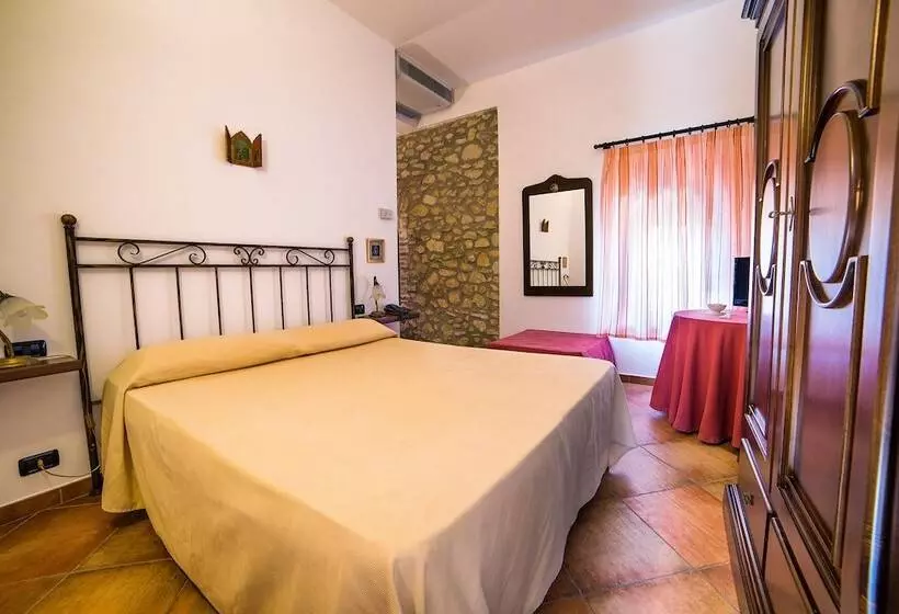 Hotelli Principe Di Aragona