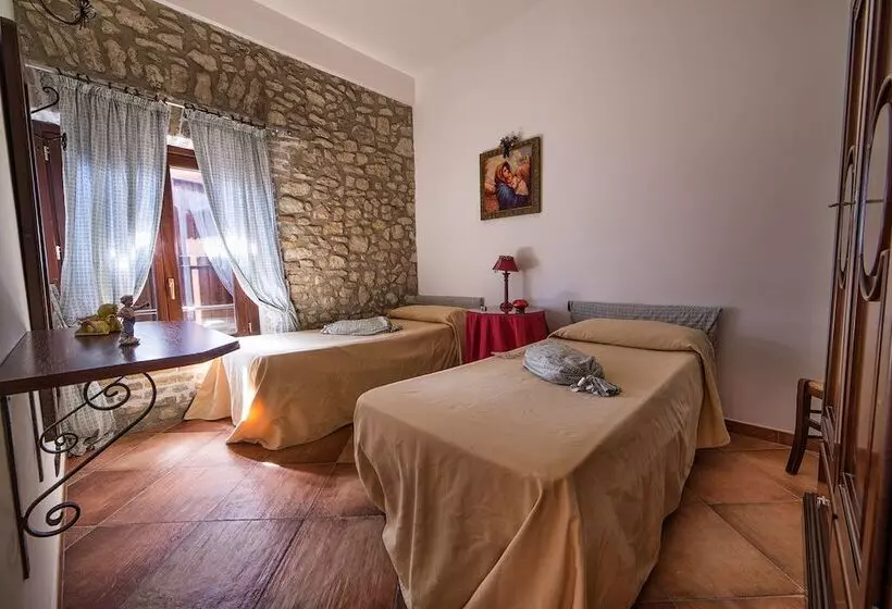 Hotelli Principe Di Aragona