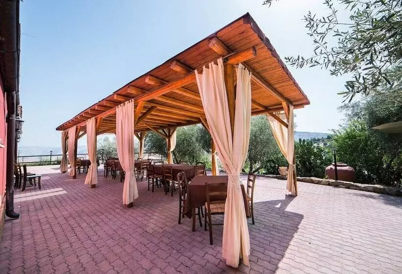 Hotelli Principe Di Aragona