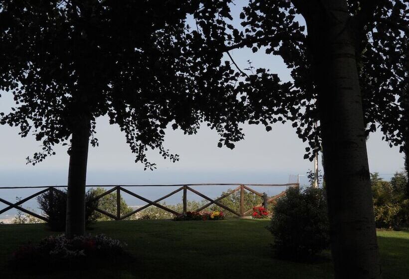 膳宿费 L Infinito Agriturismo   Rooms & Breakfast