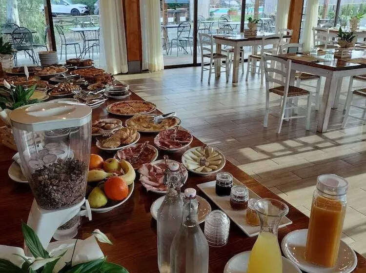 هتل Agriturismo Il Laghetto