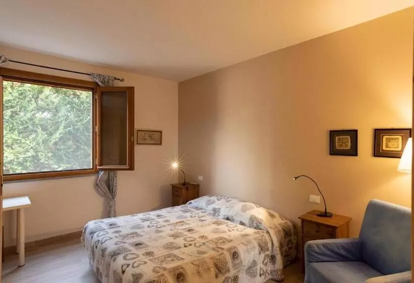 Hotelli Agriturismo La Pineta
