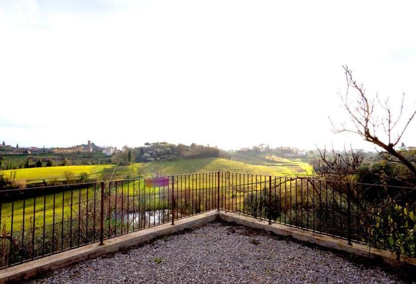 בית מלון כפרי Agriturismo La Pineta