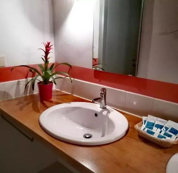 ホテル Agriturismo Pian Del Tevere