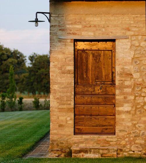 Отель Agriturismo Pian Del Tevere