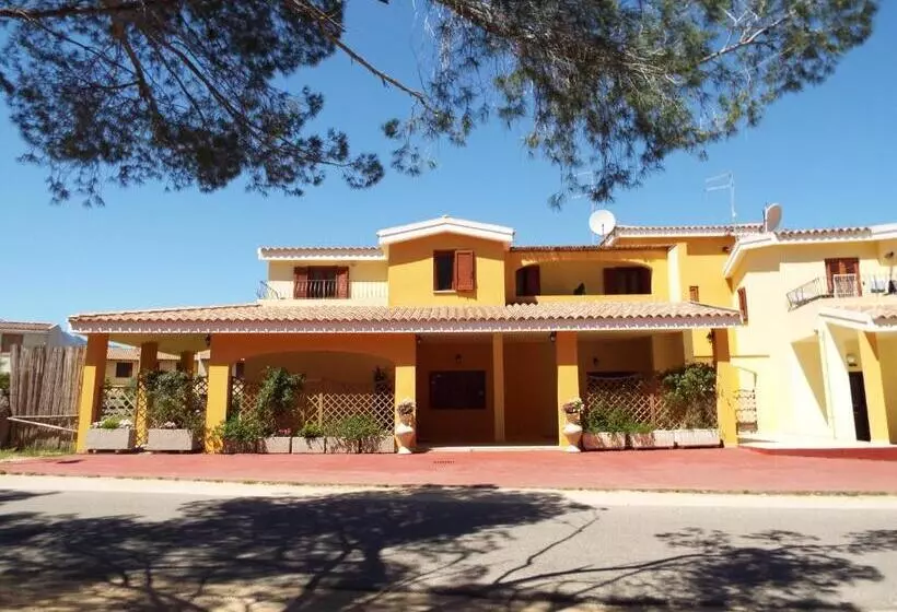 Majatalo Meravisola Costa Rei