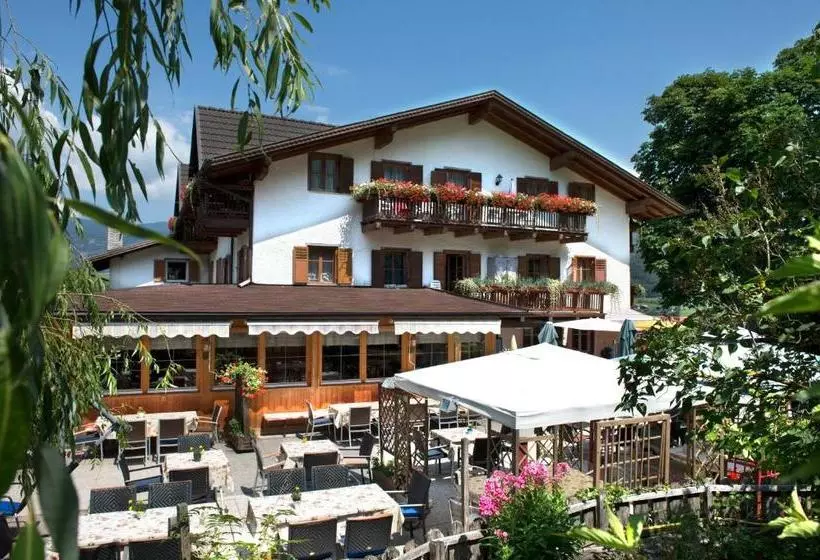 Retkeilymaja Gasthof Zum Schlern