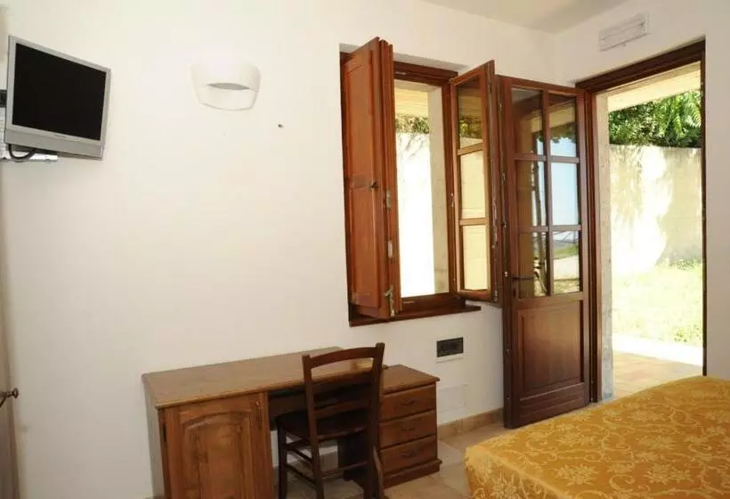 Hotelli Agriturismo Aqua Viva