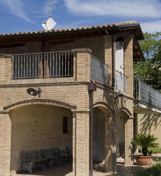 בית מלון כפרי Agriturismo Aqua Viva