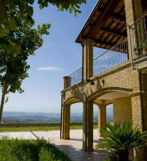 Hotelli Agriturismo Aqua Viva