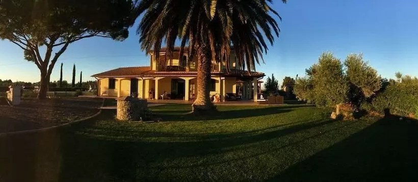 هتل Agriturismo Beveraggio