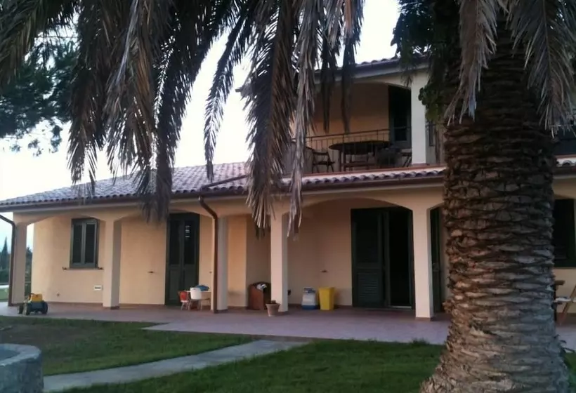 هتل Agriturismo Beveraggio