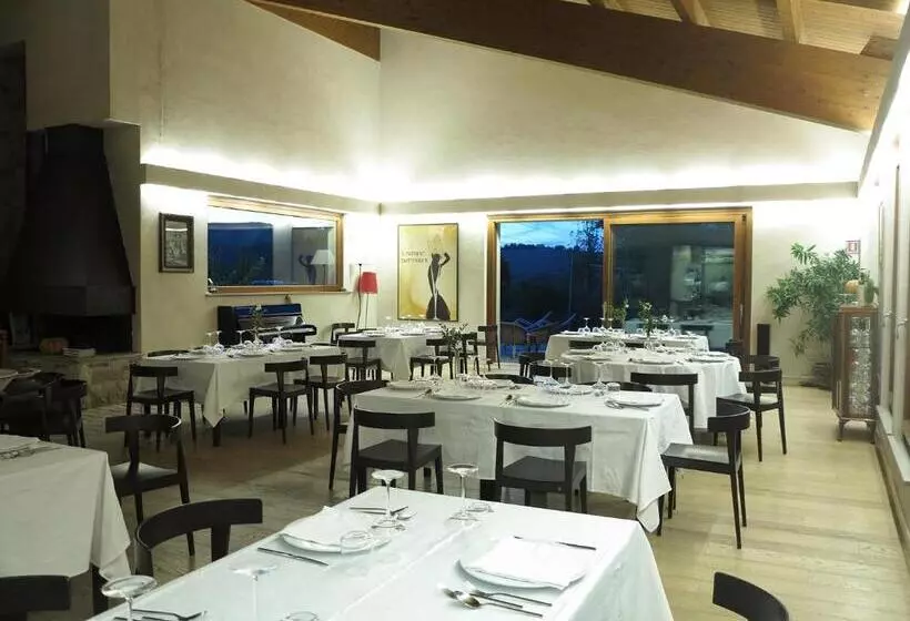 Hotelli Agriturismo Cignale