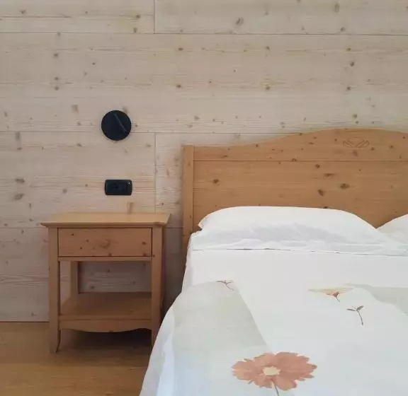 هتل Agriturismo Locanda De L'arguta