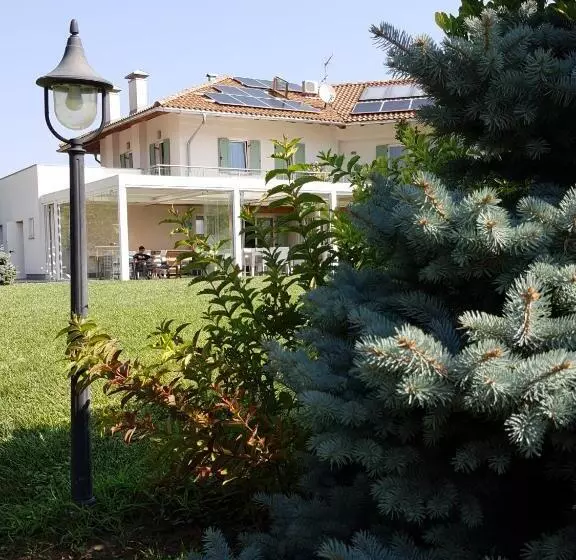 هتل Agriturismo Locanda De L'arguta