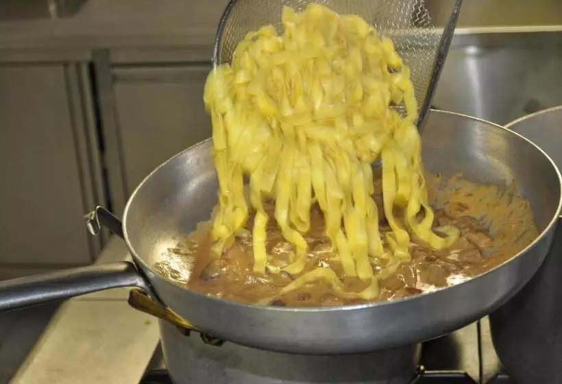 هتل Agriturismo Manetti