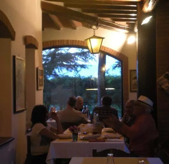 هتل Agriturismo Manetti