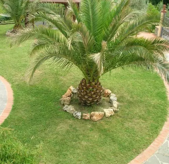 هتل Agriturismo Manetti