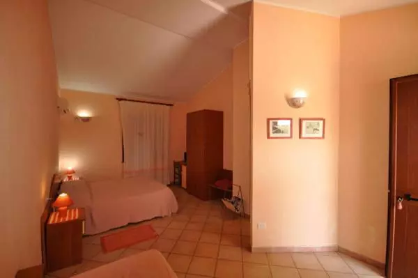 هتل Agriturismo Mulinu Betzu