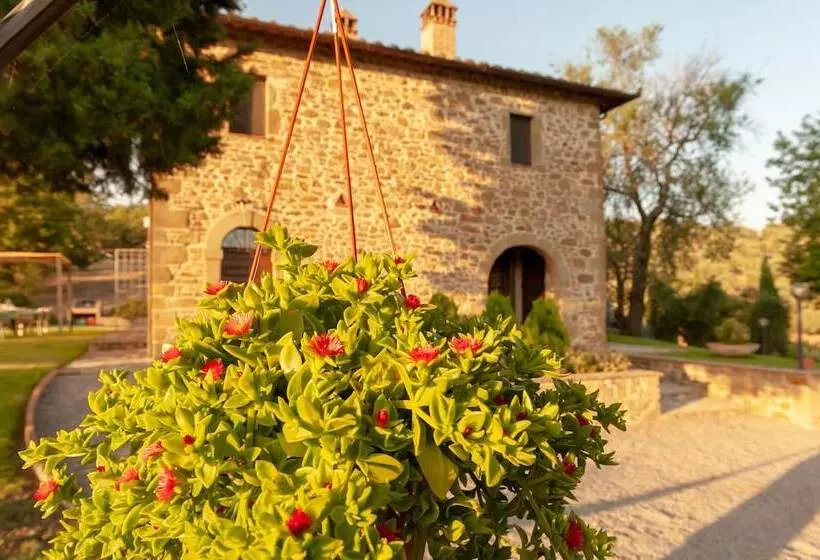 Hotelli Agriturismo Poggio Del Pero
