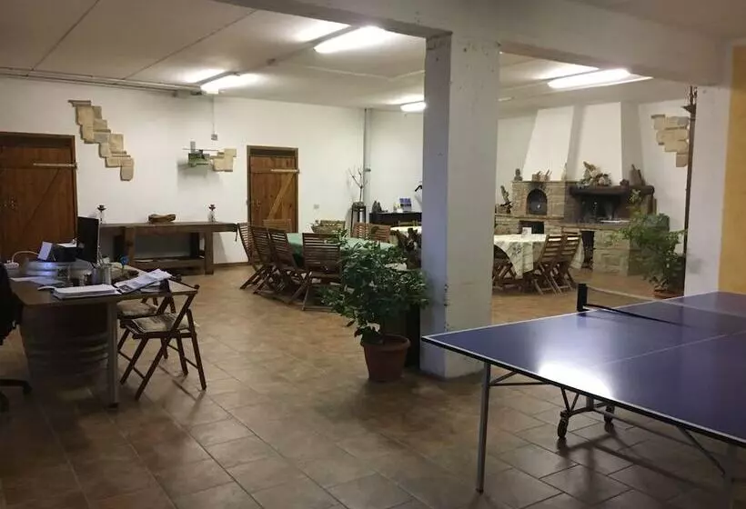 Hotelli Agriturismo Poggio Del Pero