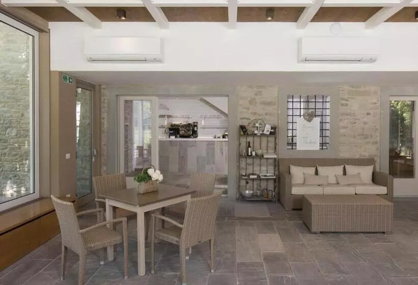 Hotelli Corte San Ruffillo Country Resort