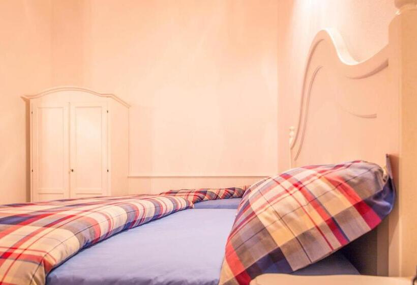 ホテル Cortecoraman