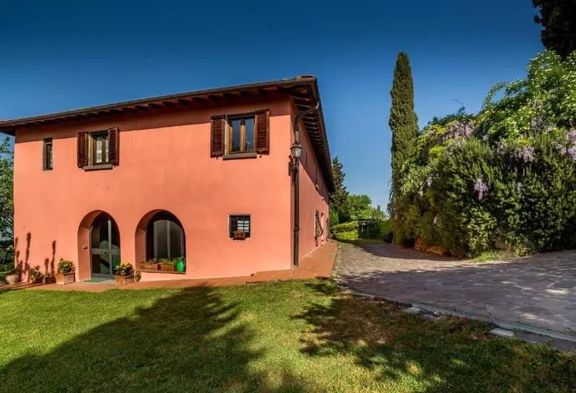 هتل Fattoria Montalbano